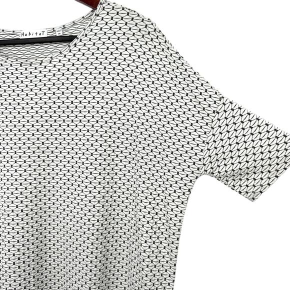 Habitat Sz Medium Super Stretchy Wearable Art Black White Blouse Shirt Top Cozy - Picture 5 of 7